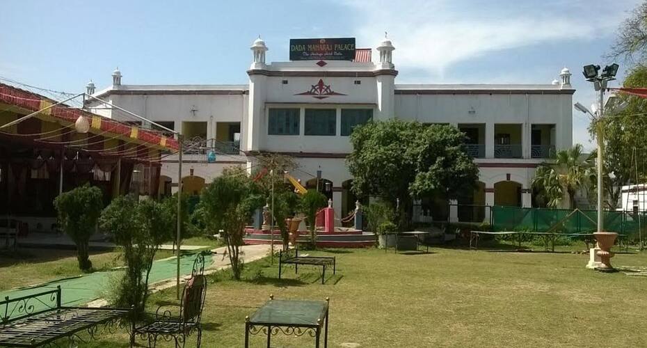 Dada Maharaj Palace - The Heritage Hotel, Datia 1
